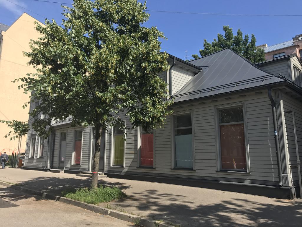 A1 Apartments With Free Parking 里加 外观 照片